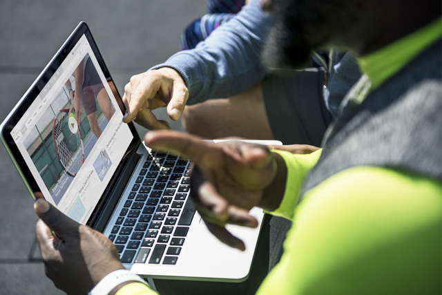 スポーツアナリストとは？仕事内容や年収・求められる能力・なり方を解説